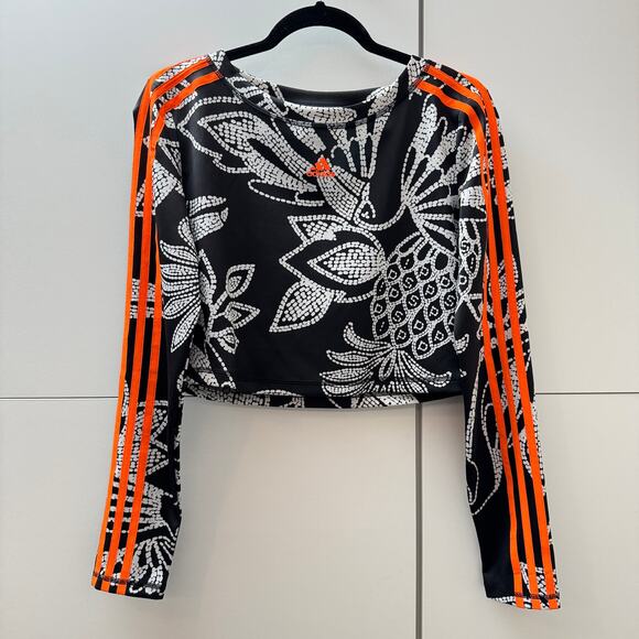 FARM Rio X Adidas Long Sleeve Black White Floral Crop Top - Picture 2 of 5